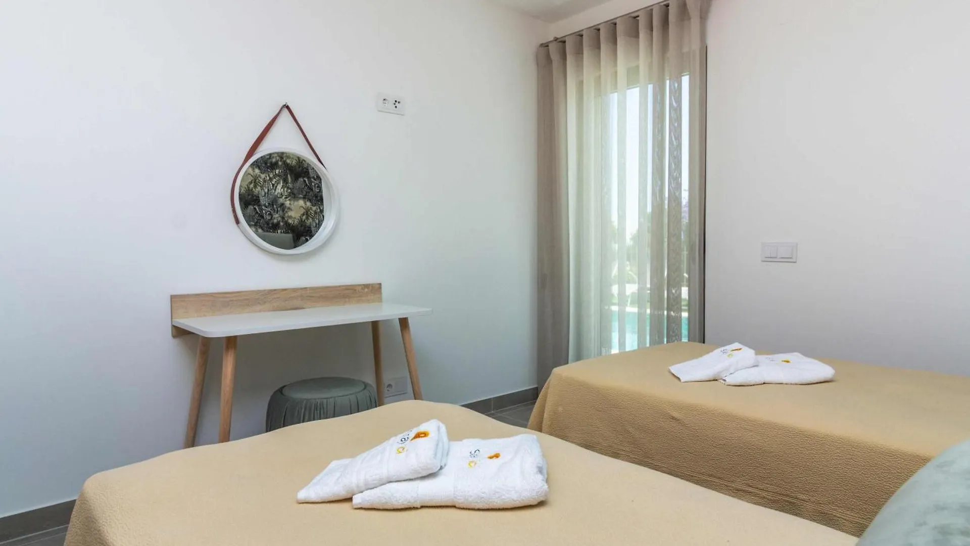 Orada 25 House - Luxurious & Games Room & Privat Pool & Gym Albufeira Portugal
