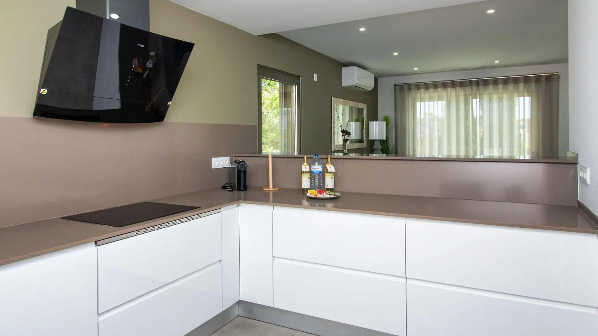 Orada 25 House - Luxurious & Games Room & Privat Pool & Gym Albufeira Portugal